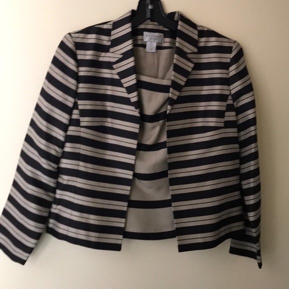 Silk vest and Jacket - Picture 3 of 4